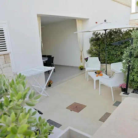 Apartment Altamarea Experience Ld